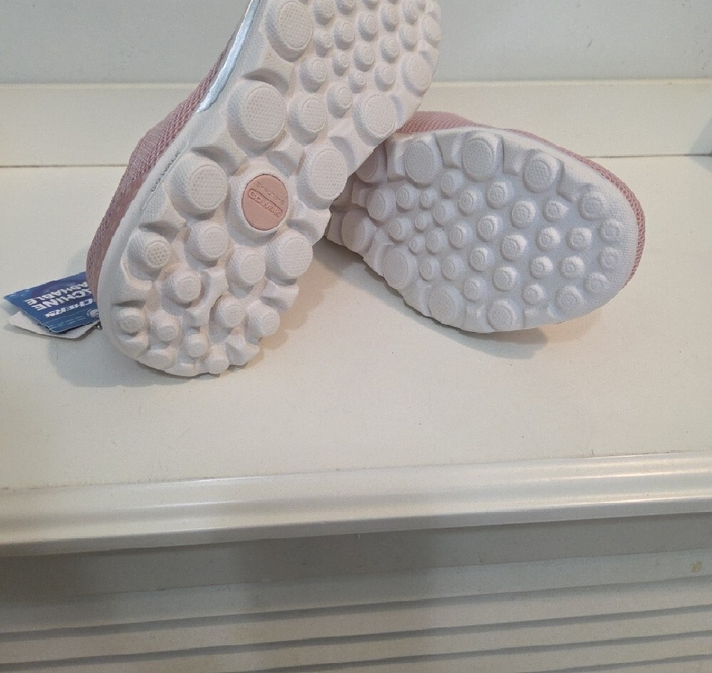 Skechers Women's Lightweight Mesh Athletic Sneaker - Light Pink NWT Size 7 - Picture 6 of 8